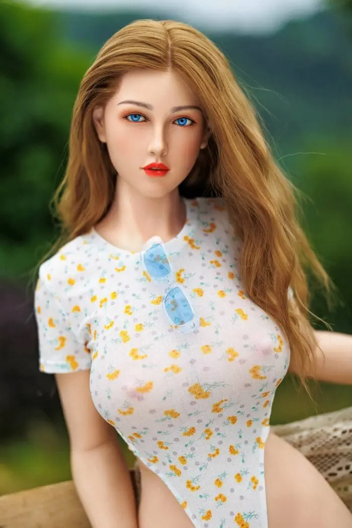 sex doll blonde