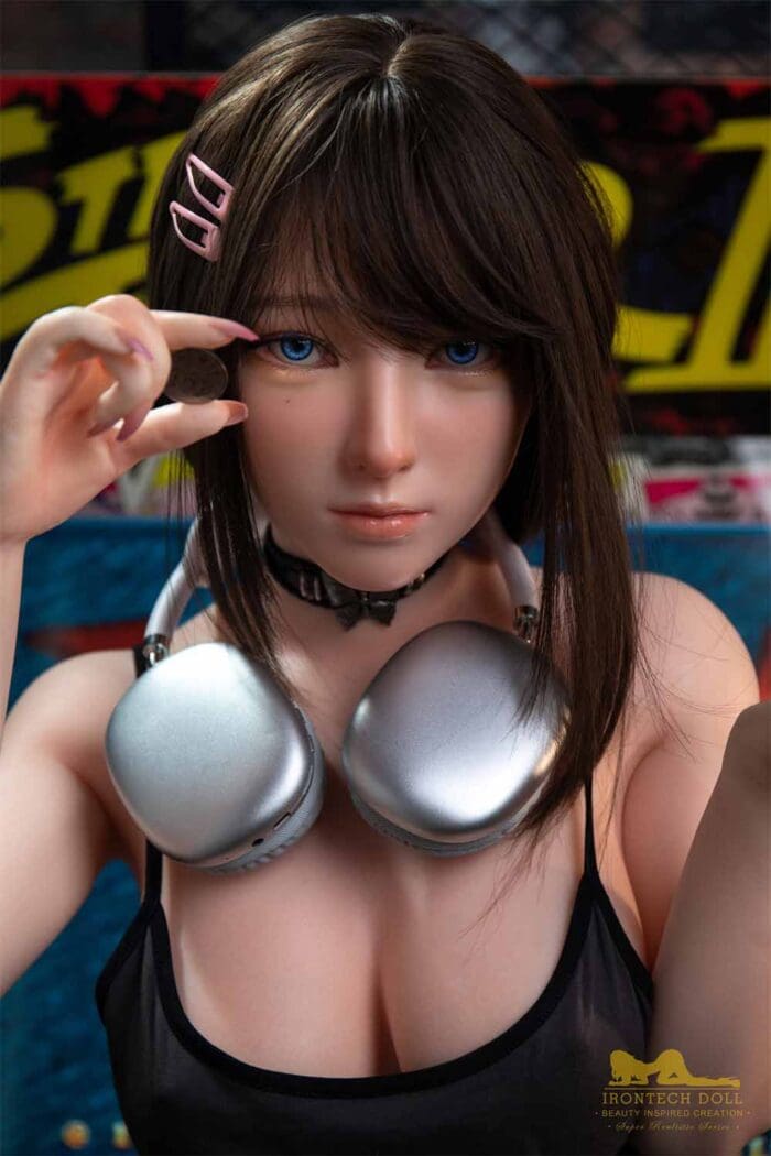 realistic japanese sex doll