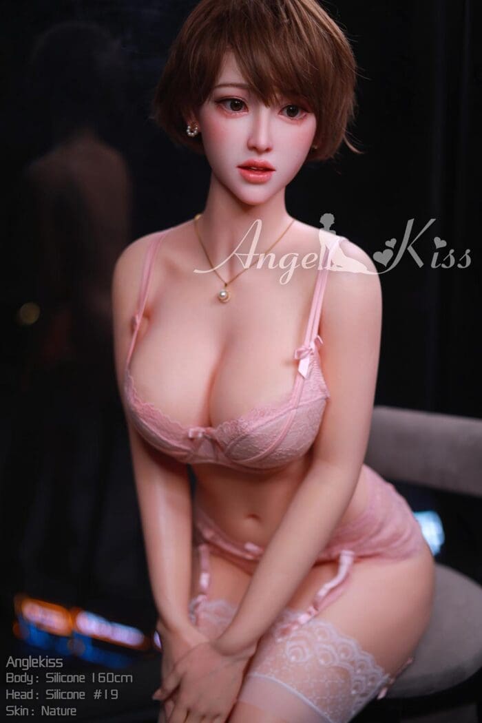 realistic asian sex doll