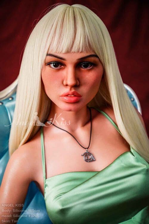 lifelike silicone love dolls