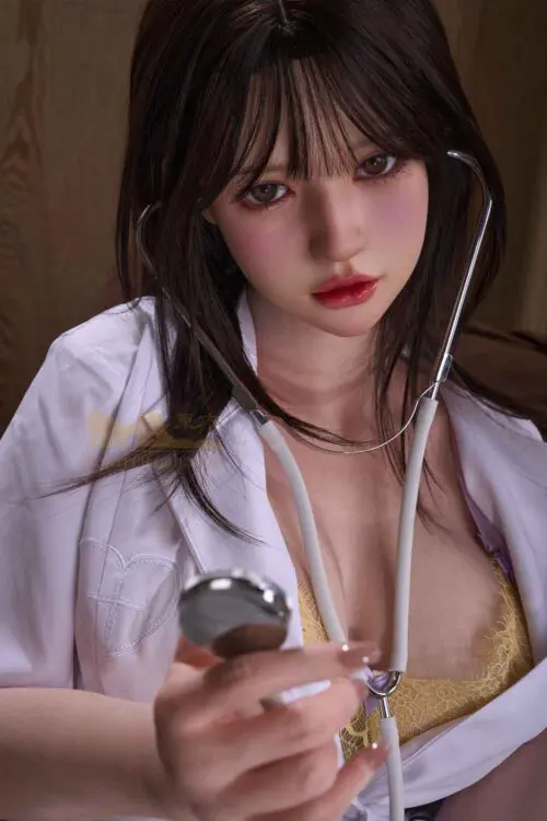 Verð á asískum kynlífsdúkkum